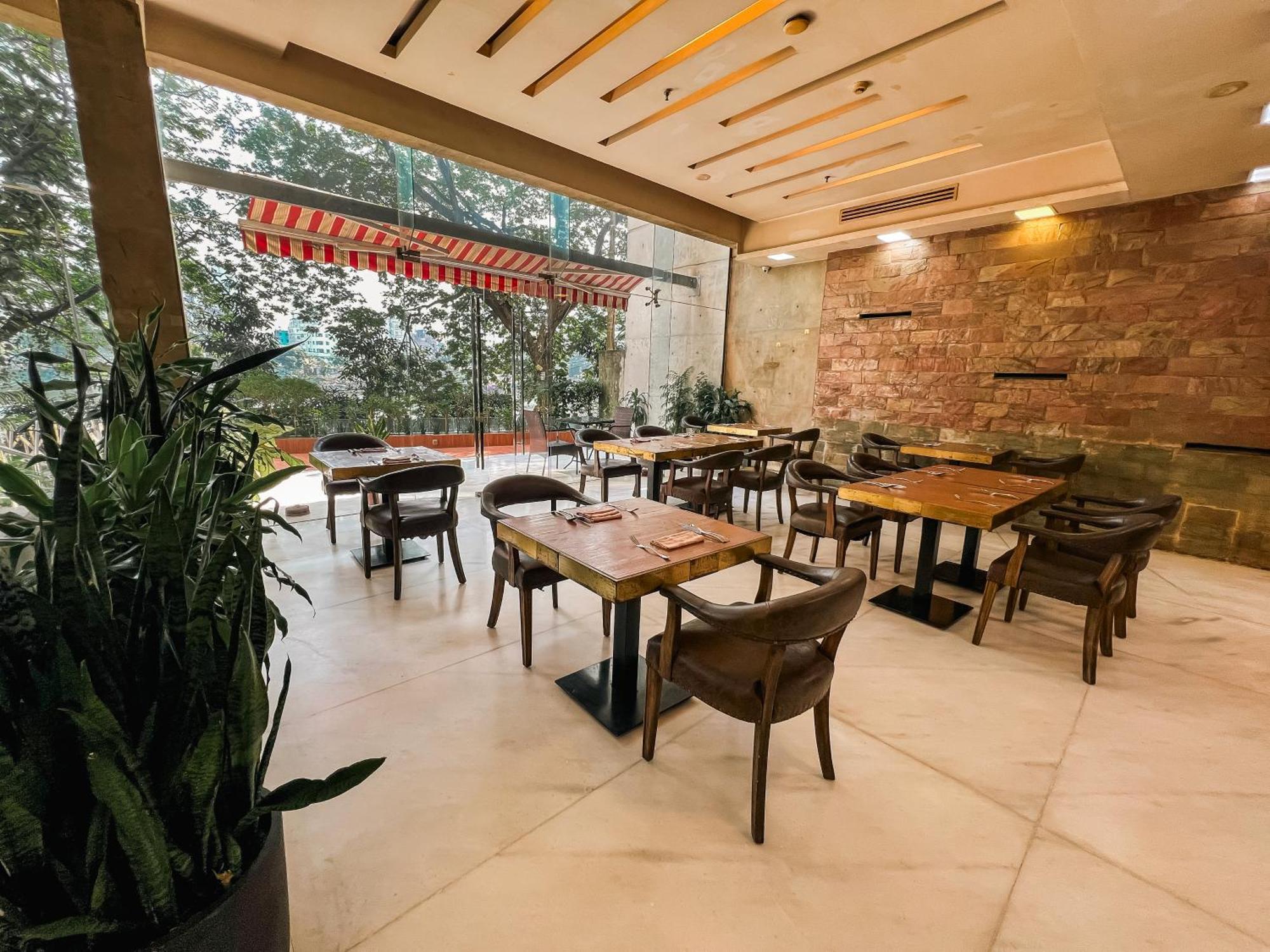 Coventina Lake Suites Ντάκα Εξωτερικό φωτογραφία