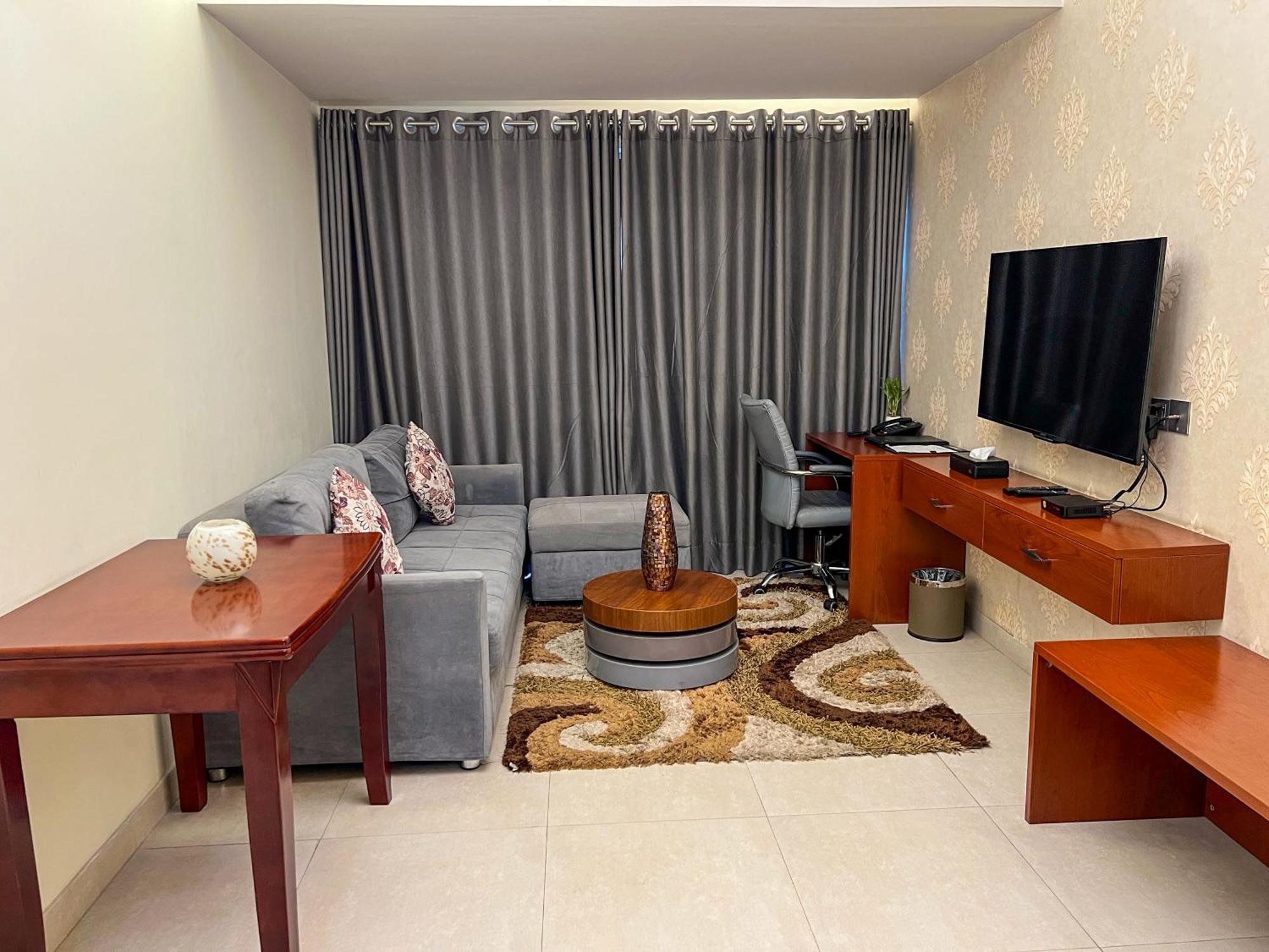 Coventina Lake Suites Ντάκα Εξωτερικό φωτογραφία