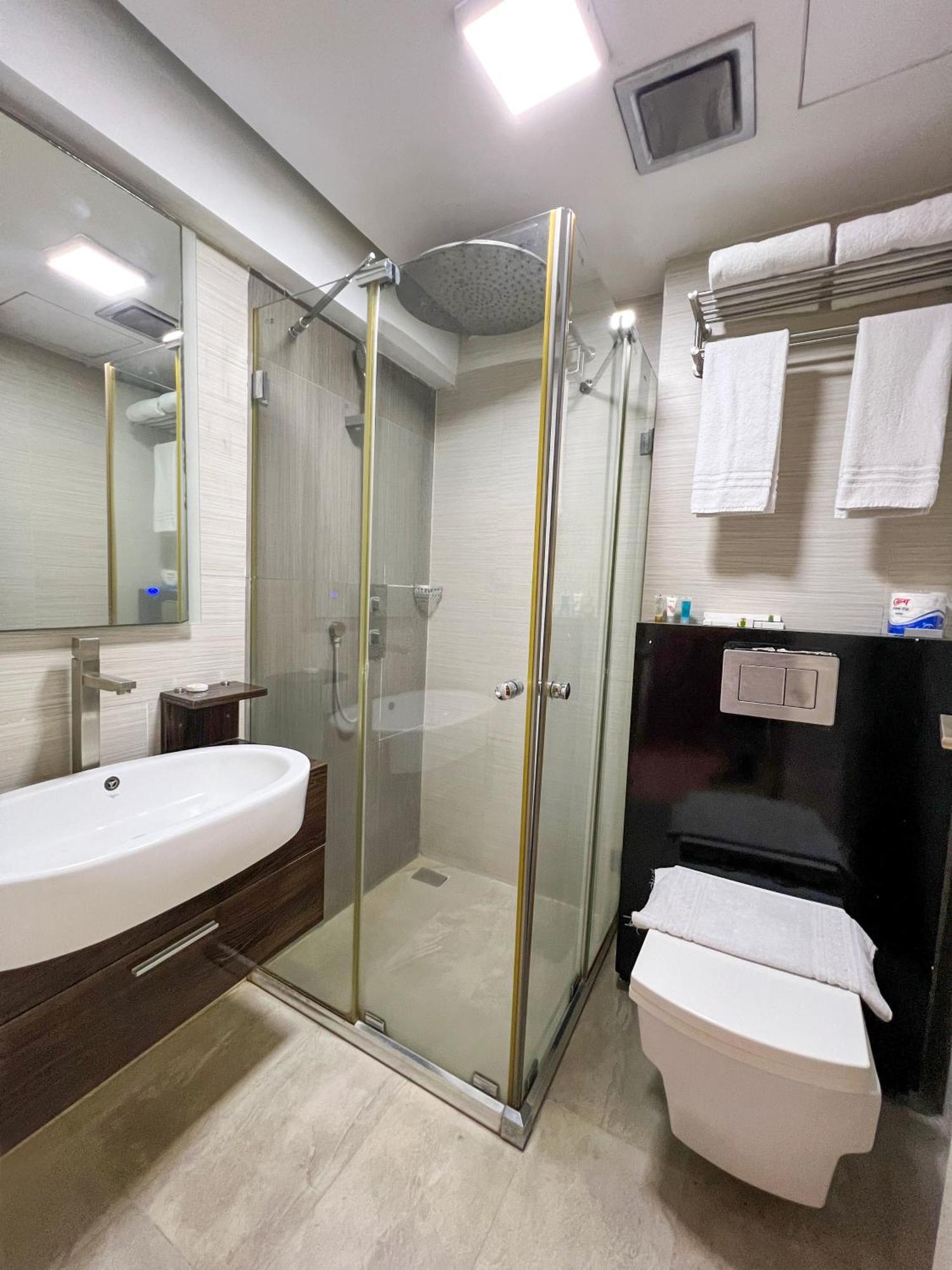 Coventina Lake Suites Ντάκα Εξωτερικό φωτογραφία