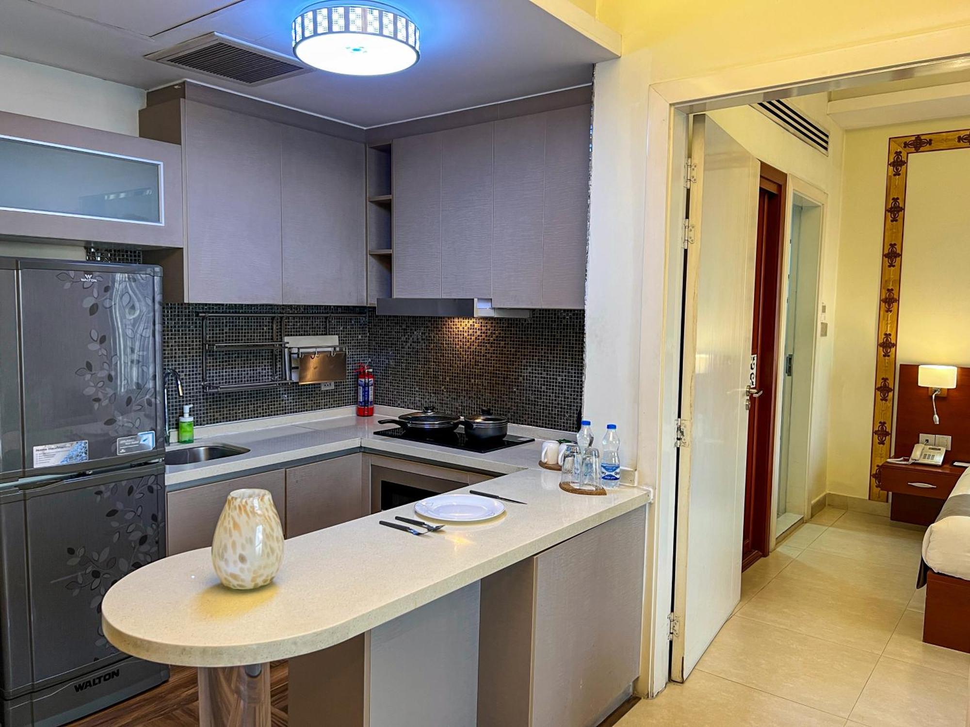 Coventina Lake Suites Ντάκα Εξωτερικό φωτογραφία