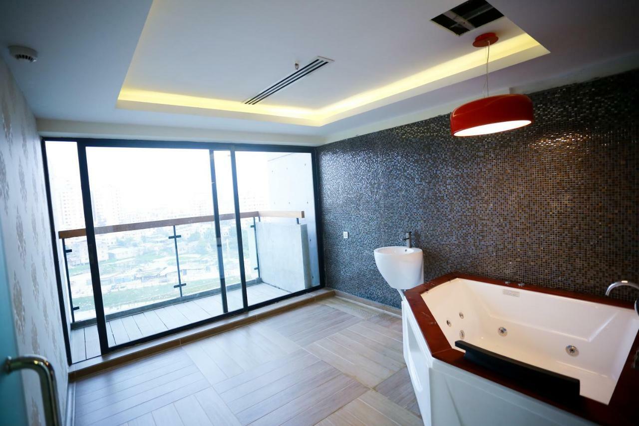 Coventina Lake Suites Ντάκα Εξωτερικό φωτογραφία